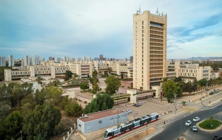 بغية تبسيط التدابير الإدارية للطلبة بمختلف التوجهات بجامعة ايسطو