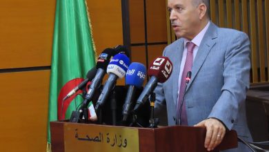 ضرورة صب رواتب مهنيي الصحة العمومية وفق الزيادات والعلاوات الجديدة، "عبد الحق سايحي"، يؤكد
