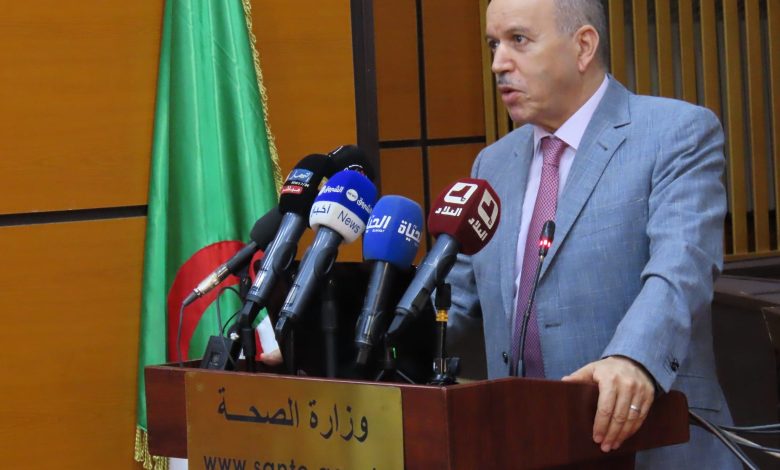 ضرورة صب رواتب مهنيي الصحة العمومية وفق الزيادات والعلاوات الجديدة، "عبد الحق سايحي"، يؤكد