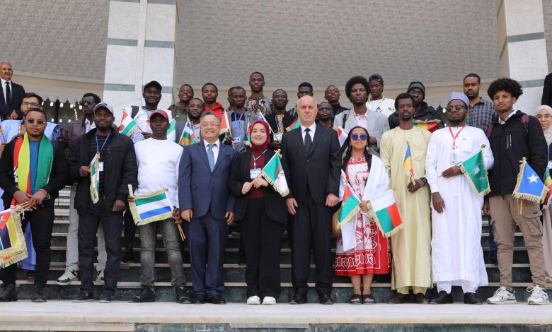 جامعة تلمسان من بين المؤسسات الجامعية الرائدة في مجال البحث العلمي والتبادل الأكاديمي، "كمال بيداري"