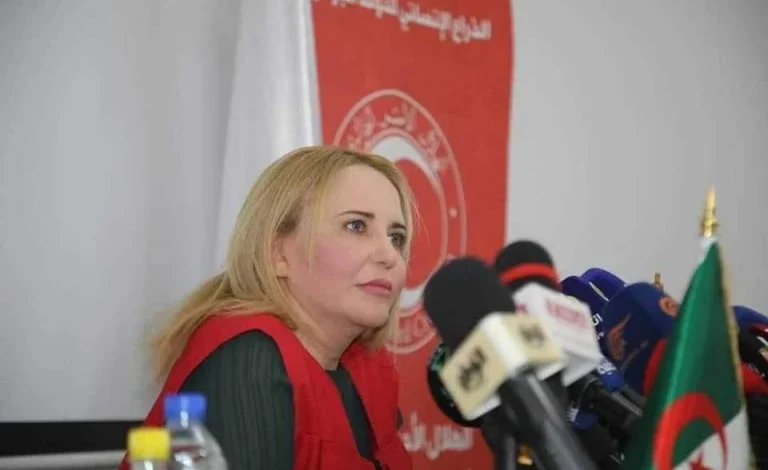 رئيس الجمهورية ينهي مهام السيد بن براهم ويعين السيدة حملاوي خلفا له