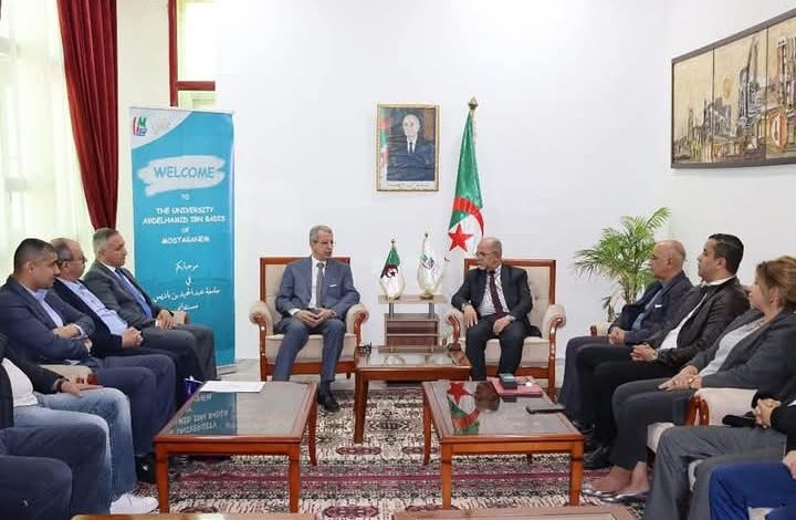 تدعيم علاقات الشراكة لدعم جسور التواصل العلمي والأكاديمي بين جامعة مستغانم وكونفدرالية أرباب العمل