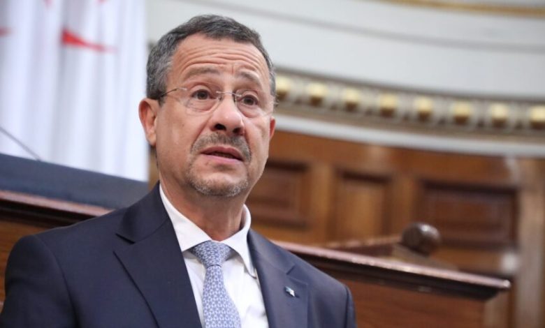 وزير الأشغال يؤكـد على أهمية تحديث وعصرنة الطرقات الوطنية والولائية