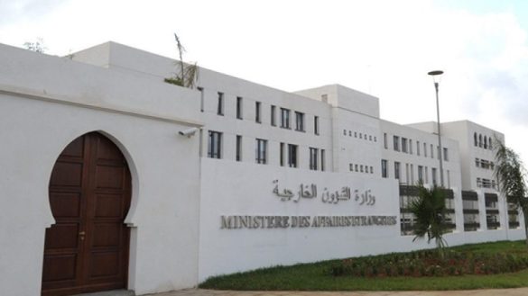 لوزارة الشؤون الخارجية، السيد "لوناس مقرمان"، الخميس الماضي، بمقر الوزارة، سفير فرنسا بالجزائر، السيد "ستيفان روماتي".