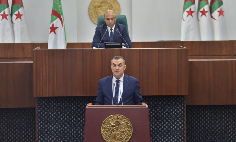 بخصوص نسبة جاهزية موزعات البريد الآلية عبر الوطن .. سيد علي زروقي، يكشف أنها بلغت 96 بالمائة