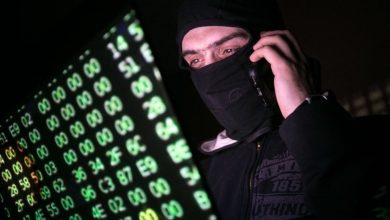 في العصر الرقمي الحالي، أصبح الإنترنت ساحة خصبة للمحتالين الذين يصممون إعلانات وهمية تهدف إلى استغلال الباحثين عن فرص عمل حقيقية.