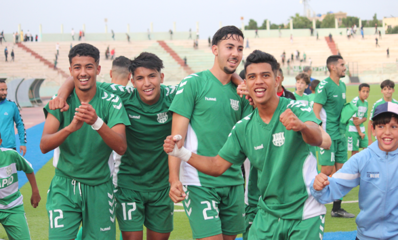 الرابيد لا يريد الإستسلام ويراقب سباق الصعود .jpg