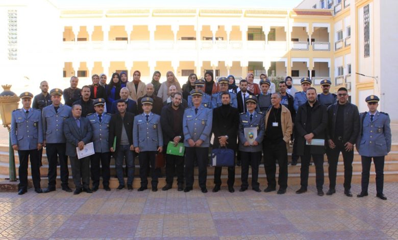 حملة تحسيسية توعوية لتعميم استعمال النظام المعلوماتي الجديد ALCES بتلمسان .. لفائدة المسافرين في مطار ميصالي الحاج الدولي وميناء الغزوات بتلمسان