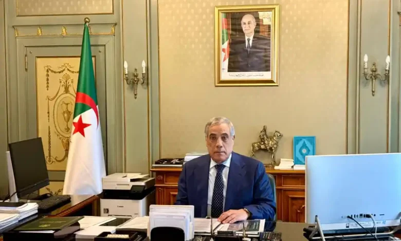 نذير العرباوي يترأس اجتماعا للمجلس الوطني الاستشاري لترقية الصادرات وفق ما أورده بيان لمصالح الوزير الأول
