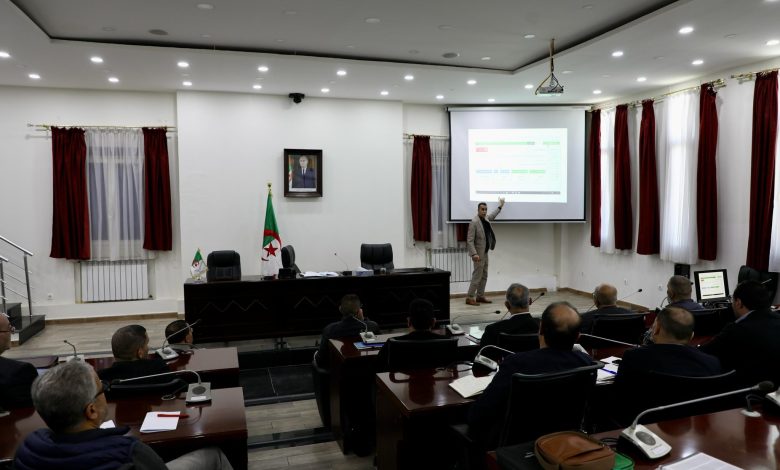 تنفيذا لتعليمات السيد وزير الداخلية والجماعات المحلية والتهيئة العمرانية من أجل وضع حيز الخدمة تطبيقية خاصة بمتابعة التقلبات الجوية والمخاطر على مستوى جميع ولايات الوطن