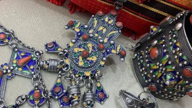 اللباس النسوي لمنطقة القبائل