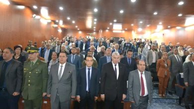 حول المخاطر الكبرى بمشاركة واسعة جامعة "وهران2" تحتضن يوما علميا