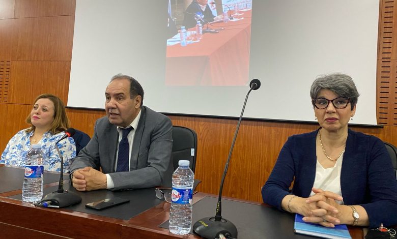 كلية اللغات الأجنبية بجامعة "وهران2 محمد بن احمد" تنظيم يوم تكريمي احتفاء بالمسيرة العلمية للفقيد "محمد بن صلح"