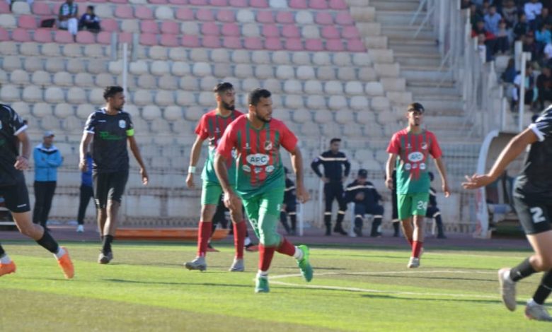 صراع الصعود يبلغ ذروته بين اتحاد بلعباس ووداد تلمسان