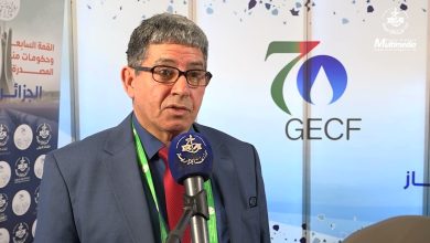 قال إن انخفاض أسعار النفط "ظرفي"، البروفيسور "بوجمعة حمادة"، يؤكد: