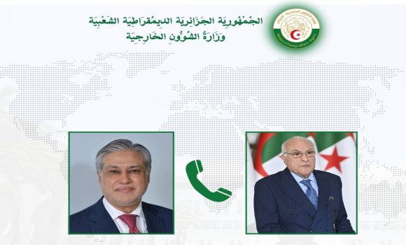 "عطاف" يجري مباحثات لحل الأزمة بين باكستان والهند