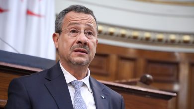 "لخضر رخروخ" يعرض الخطوط العريضة أمام البرلمان