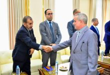 والي مستغانم يستقبل المدير العام لبنك الجزائر الخارجي