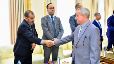 والي مستغانم يستقبل المدير العام لبنك الجزائر الخارجي