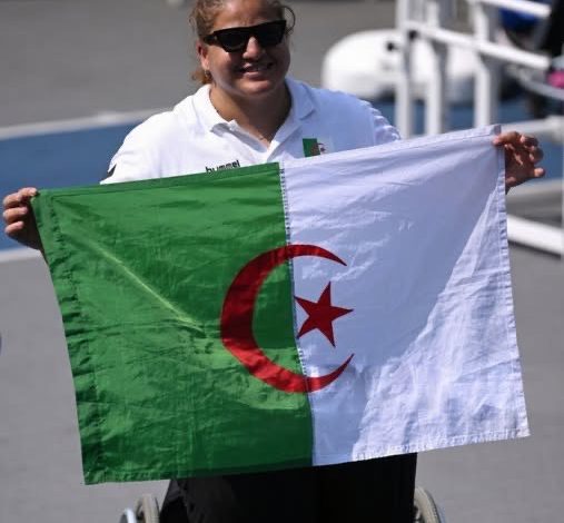 هنأت اللجنة الأولمبية والرياضية الجزائرية، عبر صفحتها الرسمية، على “فايسبوك”، البطلة الجزائرية، على إهدائها أول ذهبية