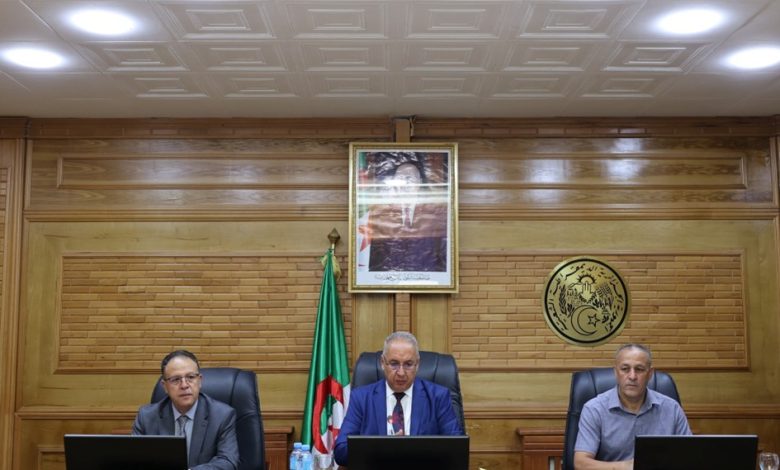والي تيسمسيلت يدعو إلى الجدية في تنفيذ المشاريع