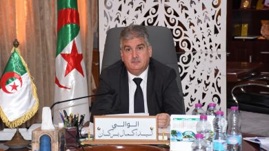 والي غليزان يشارك في اجتماع تنسيقي مع وزير الداخلية