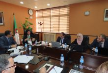 آيت مسعودان وبن مولود يشرفان على اجتماع تنسيقي