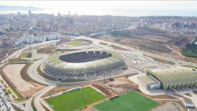 الكاف تعتمد 7 ملاعب جزائرية