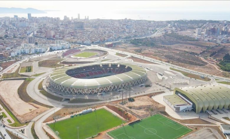 الكاف تعتمد 7 ملاعب جزائرية