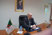 وزير الصناعة يحيى بشير