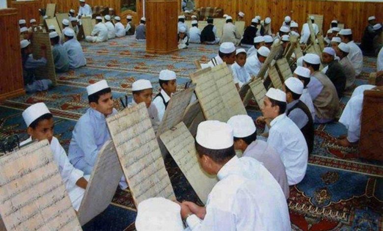 أساتذة وباحثون في ندوة تاريخية بجامعة تلمسان