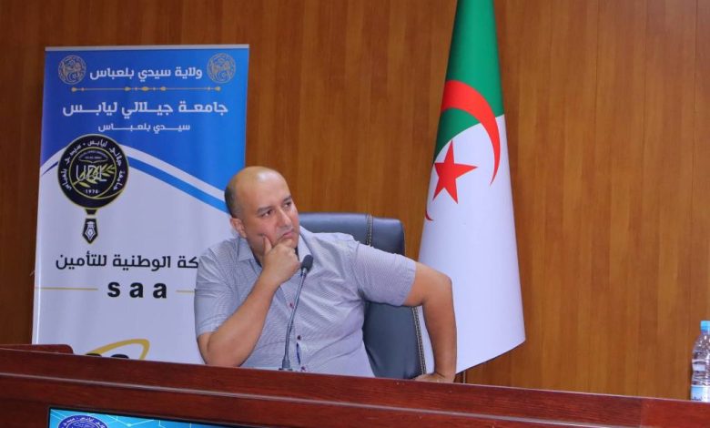 الأستاذ "خالفي محمد فتحي"