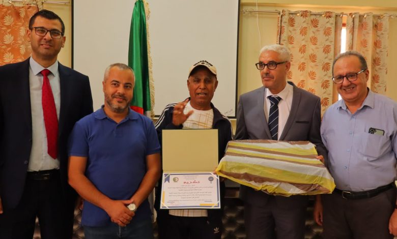 كلية العلوم الإنسانية والاجتماعية بسيدي بلعباس