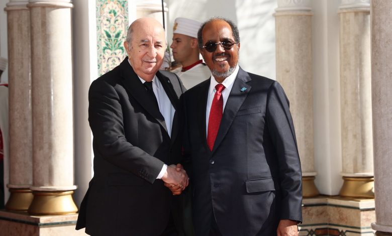 الرئيس الصومالي ينهي زيارته الرسمية إلى الجزائر