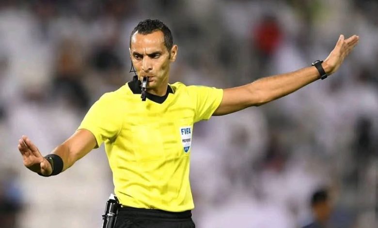 "الكاف" تختار 5 حكام على رأسهم "غربال"..