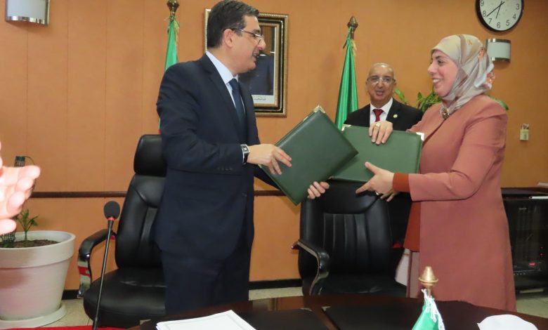 التوقيع على اتفاقية تعزيز رقمنة قطاع الصحة