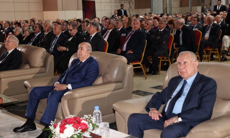 رئيس الجمهورية يترأس حفلا بالنادي الوطني للجيش