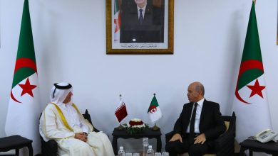 "عبد الحق سايحي" يتباحث مع السفير القطري