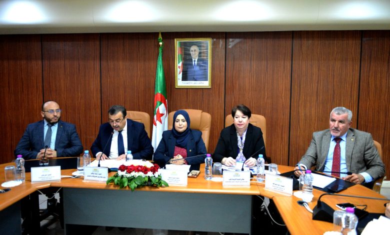 "محمد عرقاب" يؤكد على تعزيز شراكات دولية