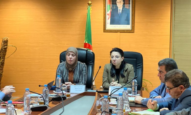 وزارة التجارة الداخلية والمحافظة السامية للرقمنة