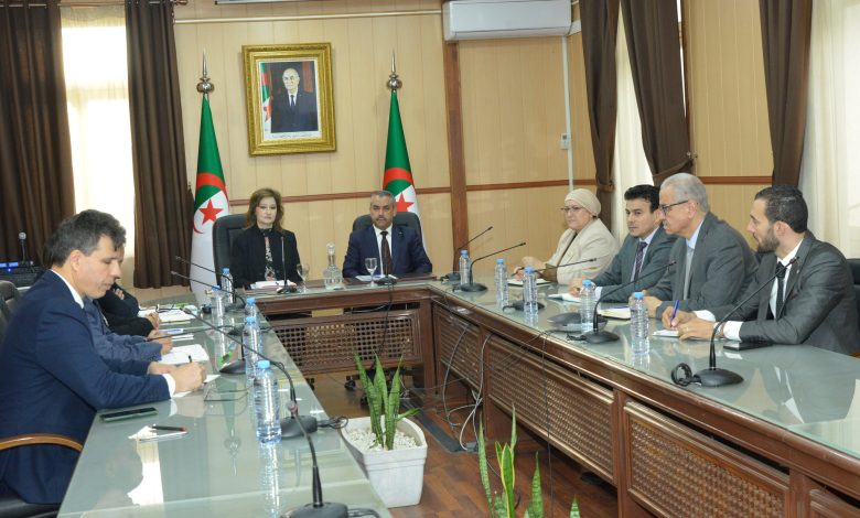 وزارة التربية تعتمد الرقم الأخضر رسميا