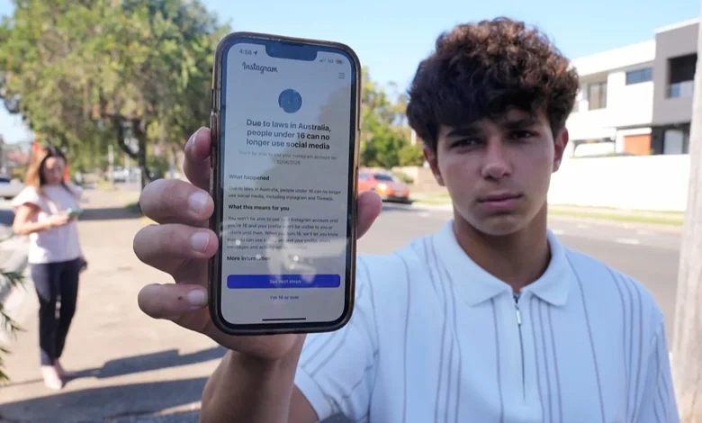 مراهقو أستراليا بين الحظر والالتفاف الرقمي..