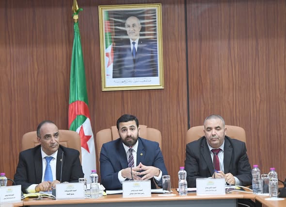 الإستماع إلى عرض حول مقترح قانون لتجريم الاستعمار الفرنسي في الجزائر