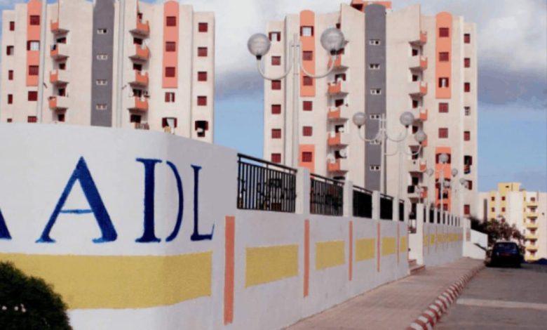 وضع حجر الأساس لإنجاز 1500 وحدة سكنية بغليزان