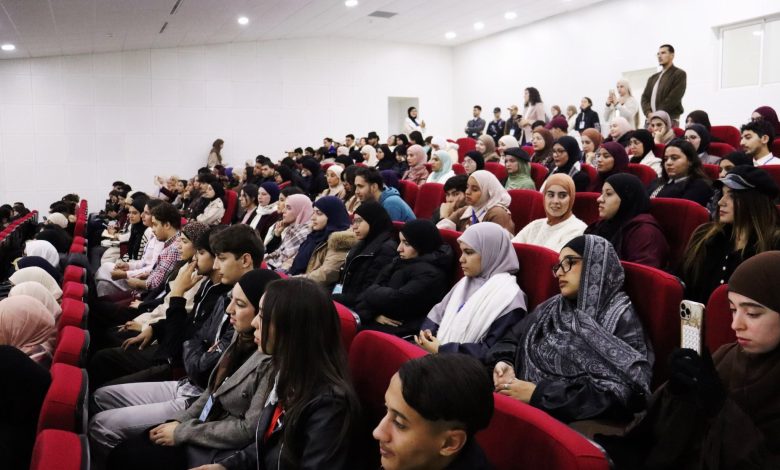 جامعة "الجزائر2".. توزيع الاعتمادات على النوادي العلمية