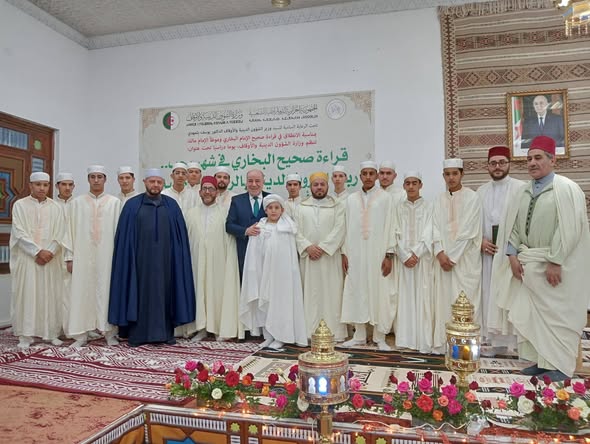 وزير الشؤون الدينية يشرف على يوم دراسي