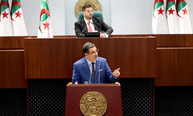 وزير الصحة يكشف عن مشروع مرسوم تنفيذي