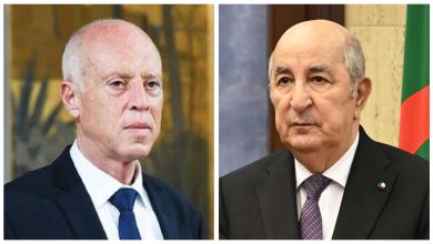 عبد المجيد تبون يُجري مكالمة هاتفية مع قيس سعيد