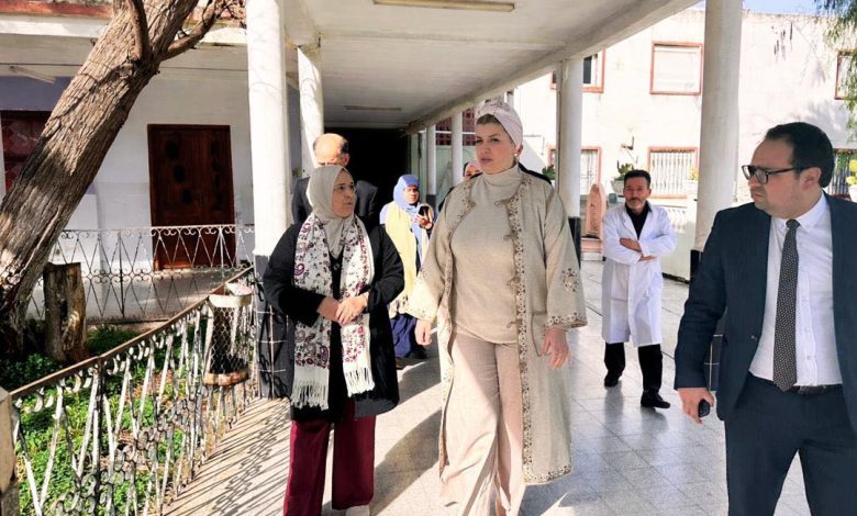 وزيرة التضامن تزور دار المسنين بسيدي موسى