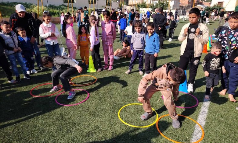 أطفال يشاركون في تظاهرة الألعاب الترفيهية بوادي جر بالبليدة